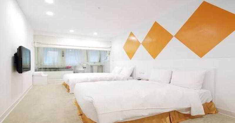 Hotel 6 - Wannien Taipei Exterior photo