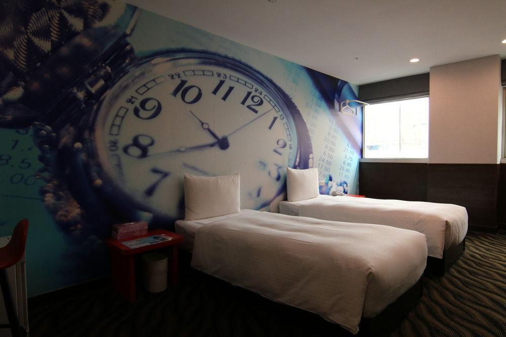 Hotel 6 - Wannien Taipei Exterior photo