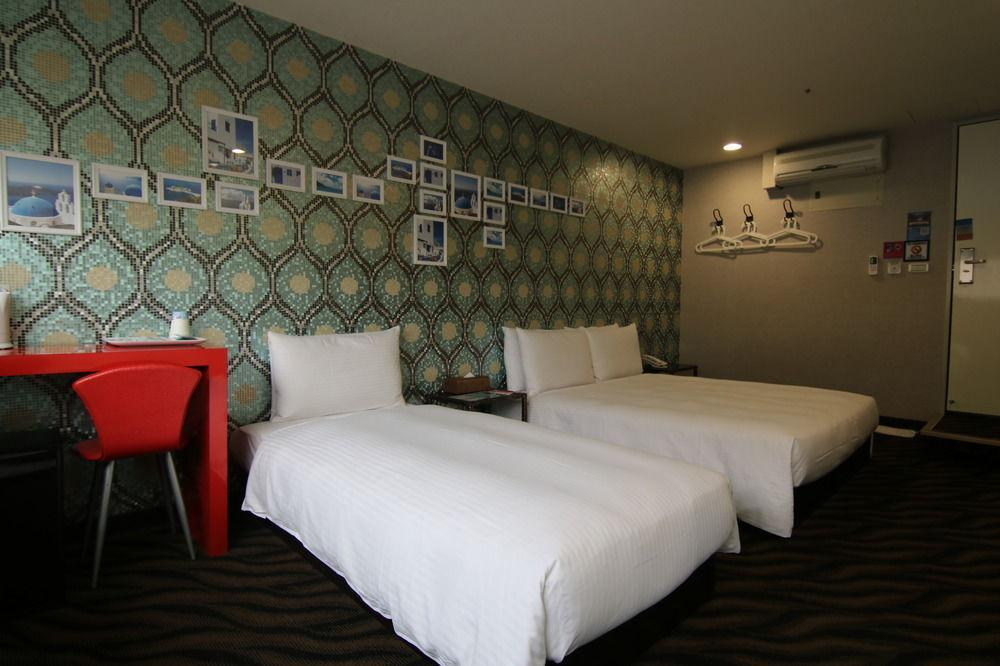 Hotel 6 - Wannien Taipei Exterior photo