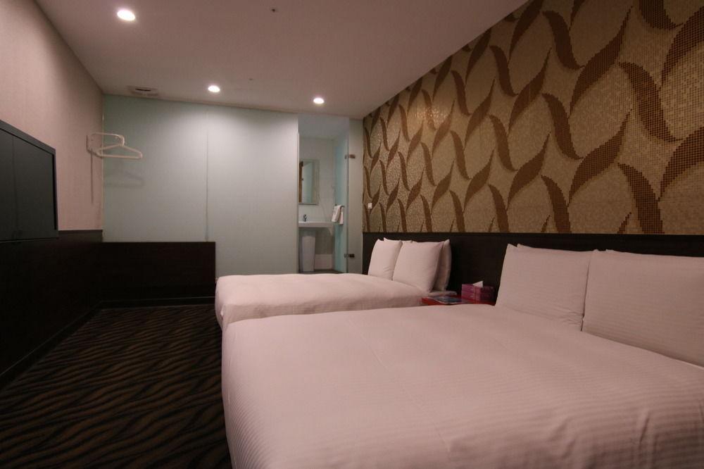 Hotel 6 - Wannien Taipei Exterior photo