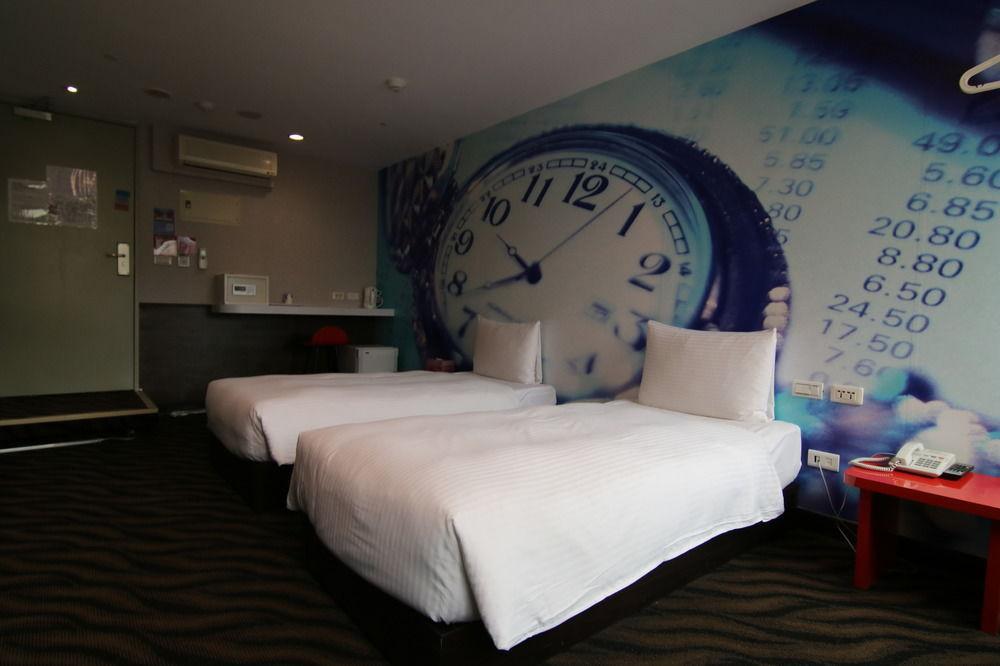 Hotel 6 - Wannien Taipei Exterior photo