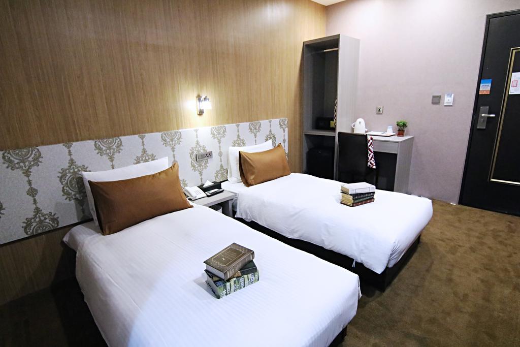 Hotel 6 - Wannien Taipei Exterior photo